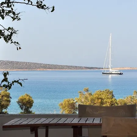 Michalis Parikia (Paros)